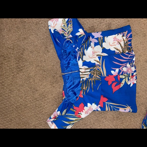 Two piece set - Picture 4 of 5